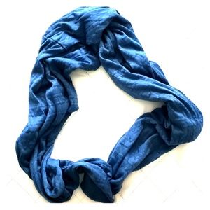 The Original Convertible Infinity Scarf with Pocke